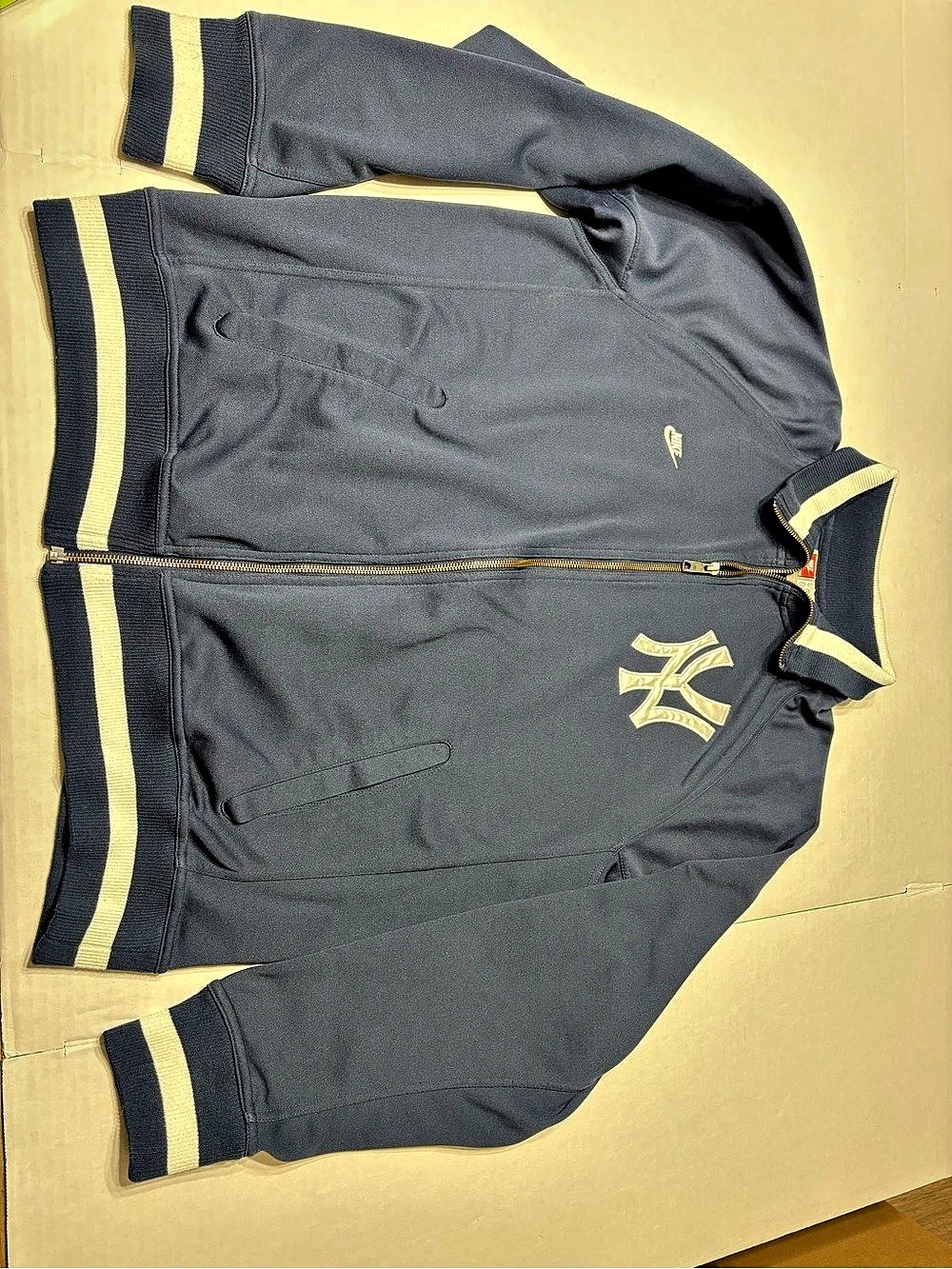 vintage Y2K Nike New York Yankees navy blue full-zip track/varsity jacket